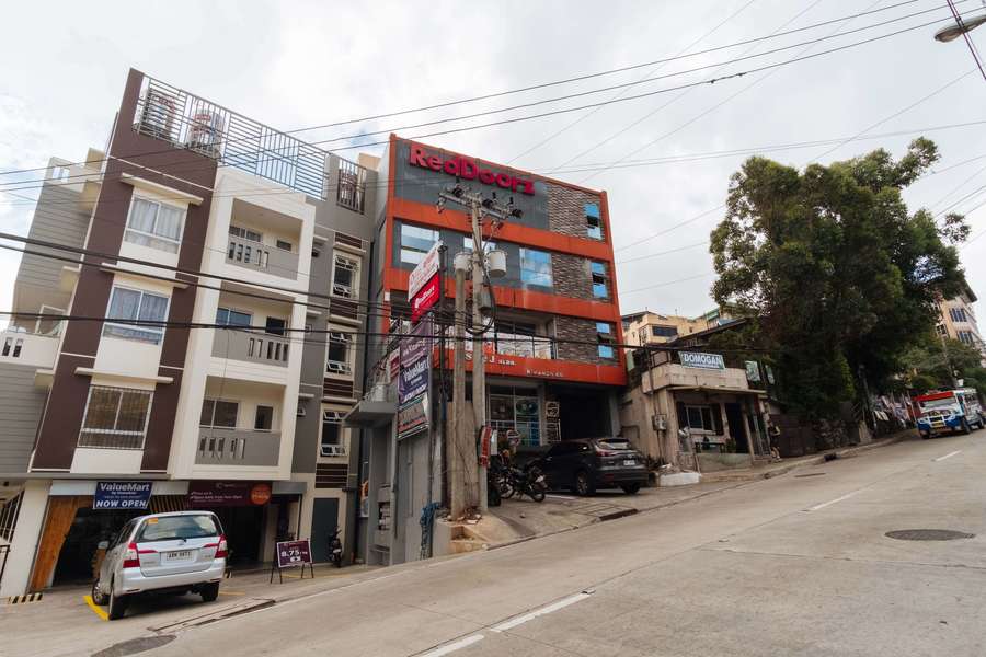 RedDoorz Plus Aurora Hill Baguio Jaminan Harga Terbaik