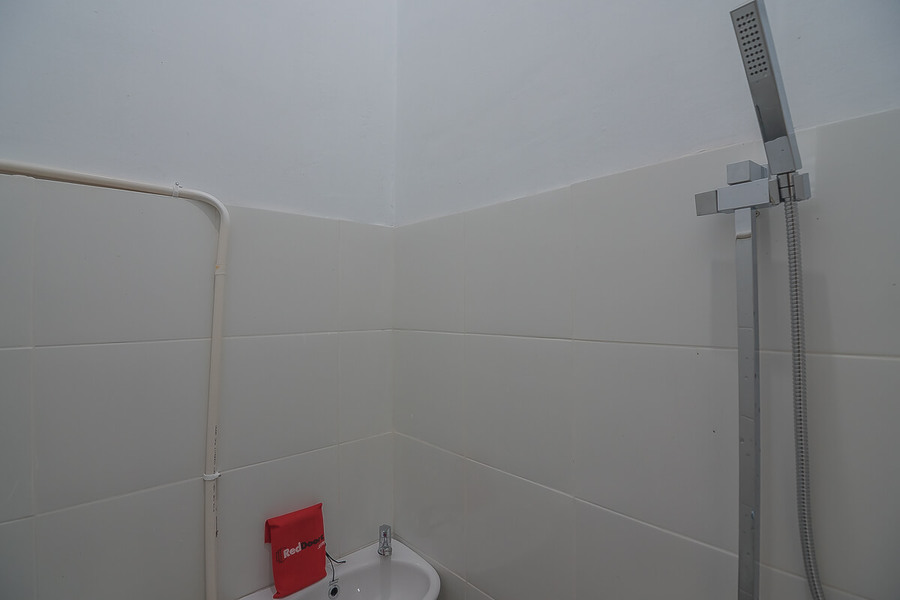 Reddoorz Jalan Pelita Batam Budget Hotel 99rb Batam Reddoorz Jalan Pelita Batam Budget Hotel 99rb Batam