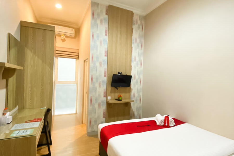 RedDoorz Syariah near Universitas Negeri Malang - Hotel 99rb di Malang