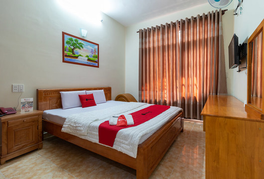 Reddoorz Near Lotte Cinema Cong Hoa - Book Budget Hotel In Hcmc Reddoorz Near Lotte Cinema Cong Hoa - Book Budget Hotel In Hcmc