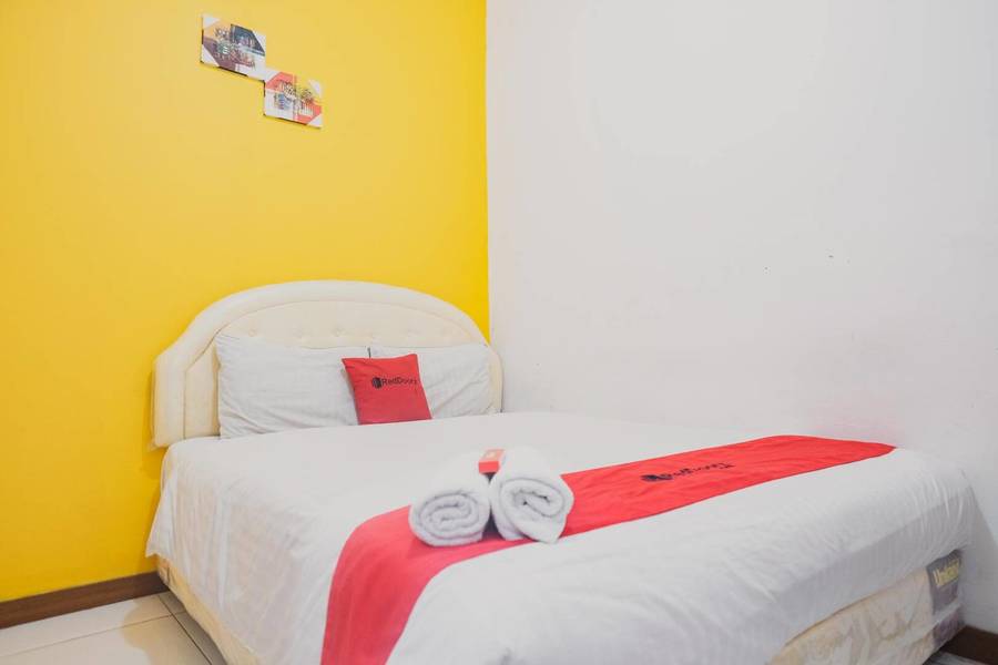 RedDoorz near Mall Indonesia Harga mulai dari 99K