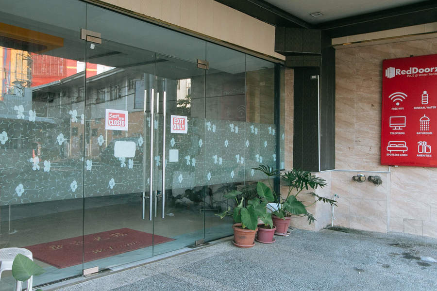 RedDoorz Plus Winter Benitez Budget Hotel 25 Off
