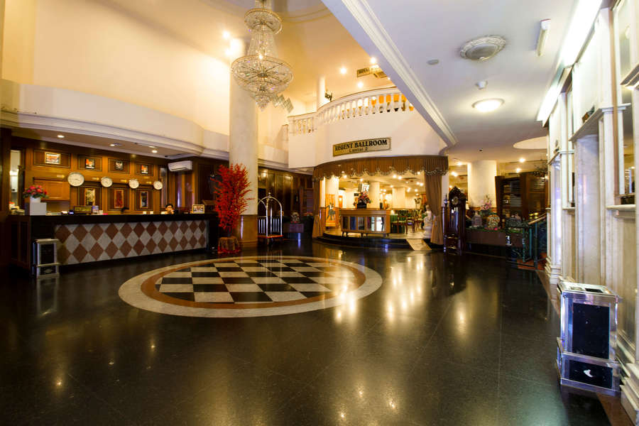 RedDoorz near Mangga Besar Station- Budget Hotel in Jakarta starting 99rb